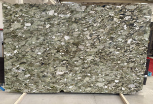 GRANIT GREEN MARINACE